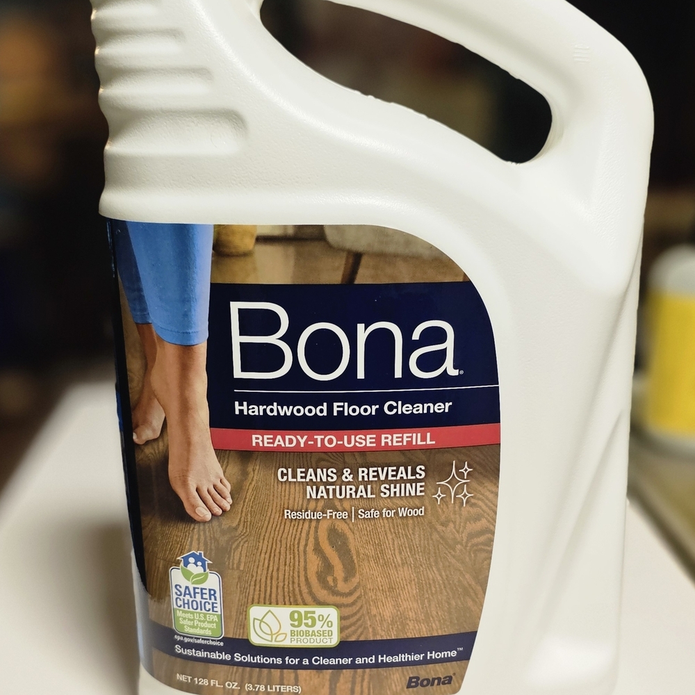 Hardwood Floor Cleaner Refill 128oz (3.78 Liters) - White - BRAND NEW